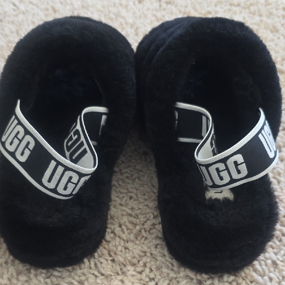 UGG Womens Black Fluff Yeah Slippers Sz 10 - Picture 5 of 7